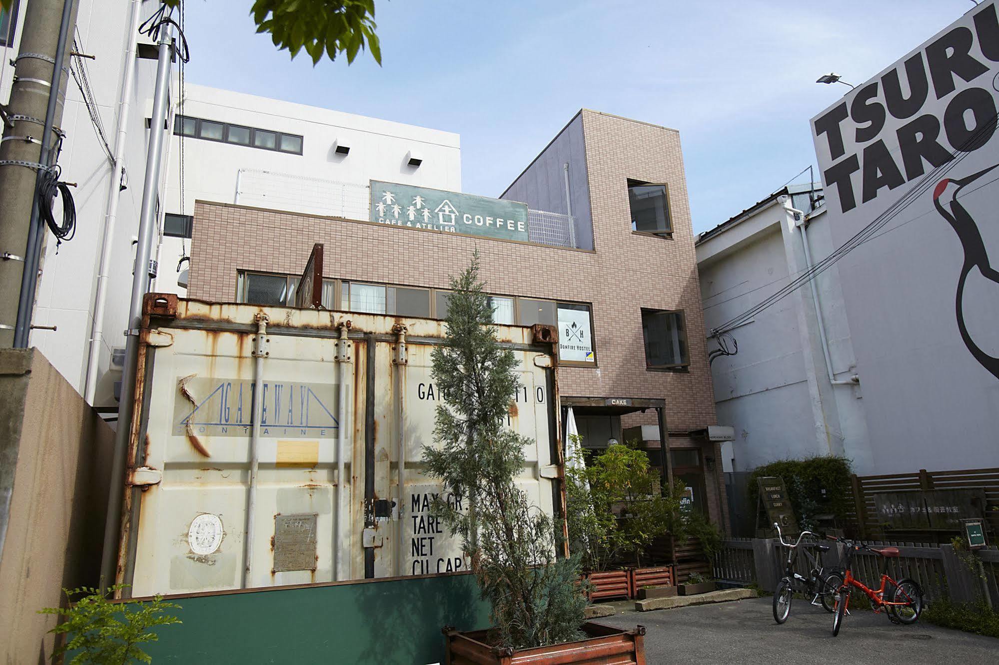Bonfire Hostel Osaka Exterior foto